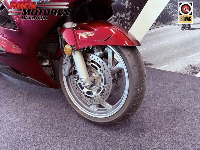 honda - st-1300-pan-european