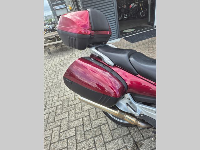 honda - st-1300-pan-european