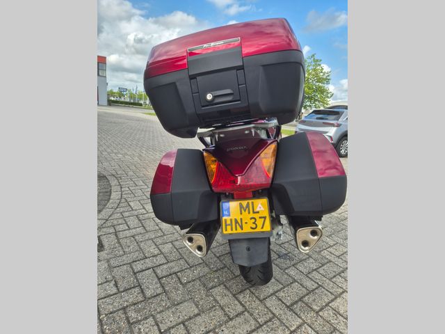 honda - st-1300-pan-european