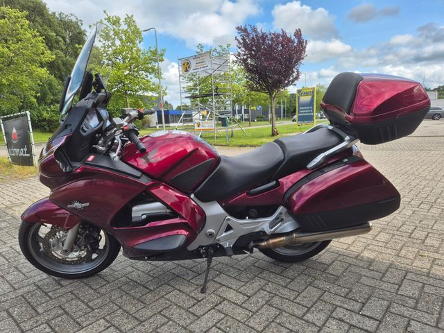 honda - st-1300-pan-european