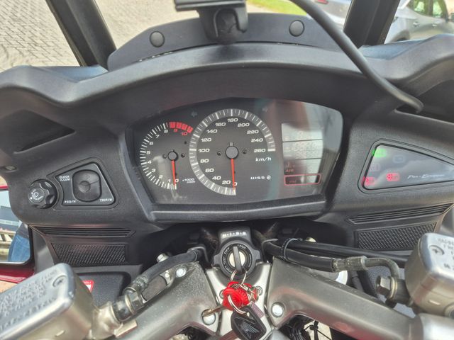 honda - st-1300-pan-european