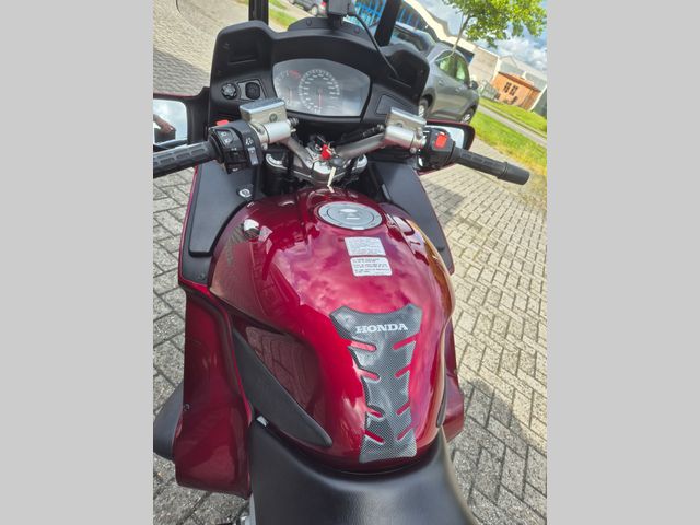honda - st-1300-pan-european