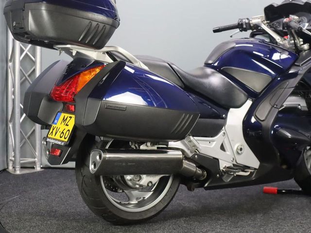 honda - st-1300-pan-european-abs