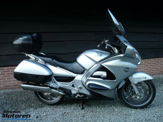 honda - st-1300-pan-european-abs