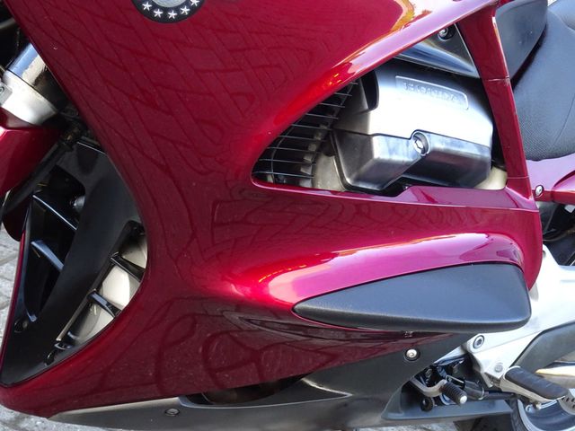 honda - st-1300-pan-european-abs