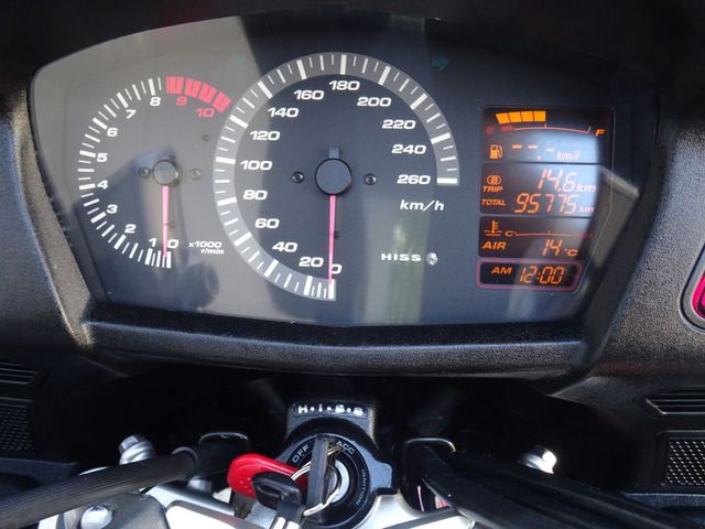 honda - st-1300-pan-european-abs