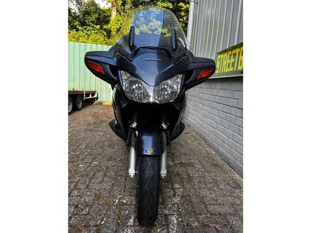 honda - st-1300-pan-european-abs