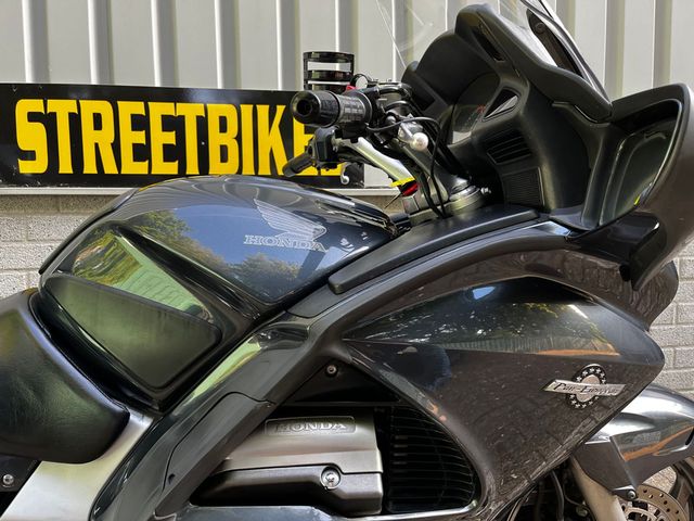 honda - st-1300-pan-european-abs