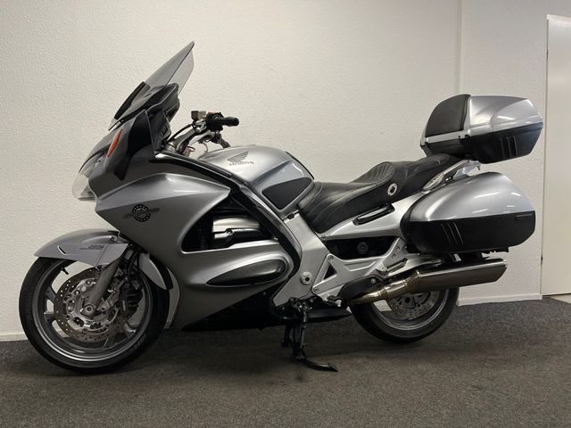honda - st-1300-pan-european-abs