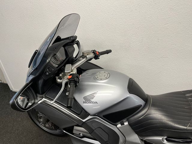 honda - st-1300-pan-european-abs