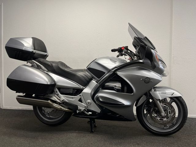 honda - st-1300-pan-european-abs