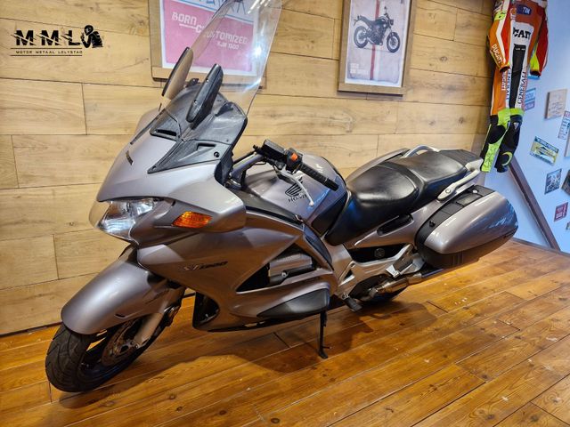 honda - st-1300-pan-european-abs