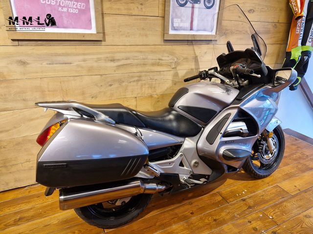 honda - st-1300-pan-european-abs