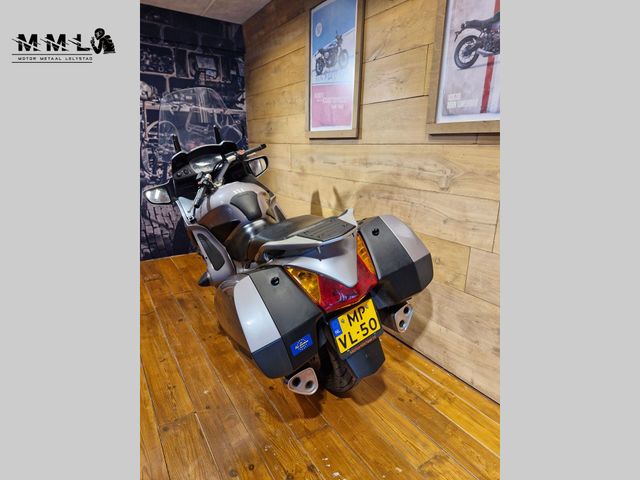 honda - st-1300-pan-european-abs