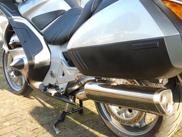 honda - st-1300-pan-european-c-abs