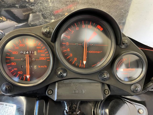 honda - vf-1000-r