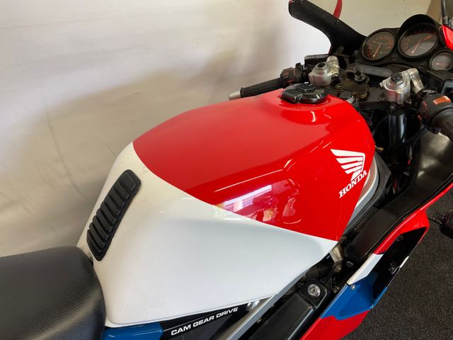 honda - vf-1000-r