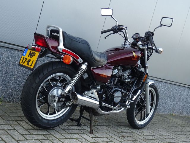 honda - vf-500-c--magna