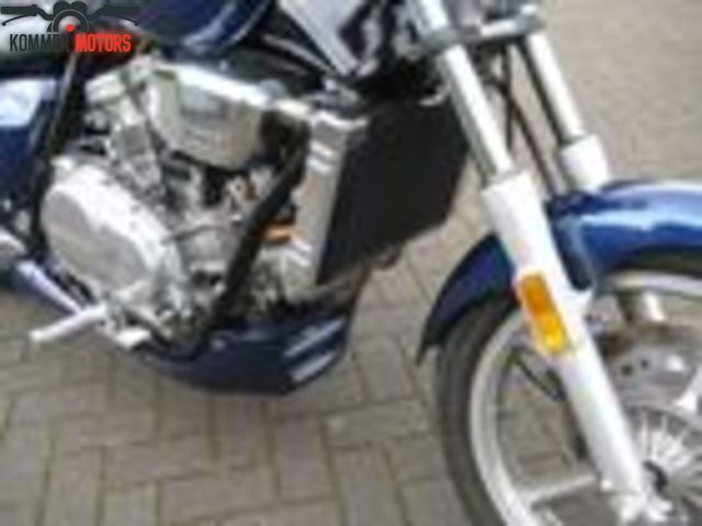 honda - vf-700-c-supermagna