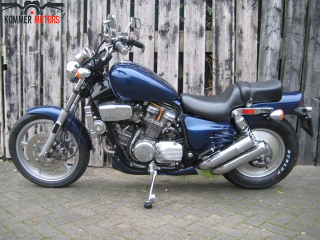 honda - vf-700-c-supermagna