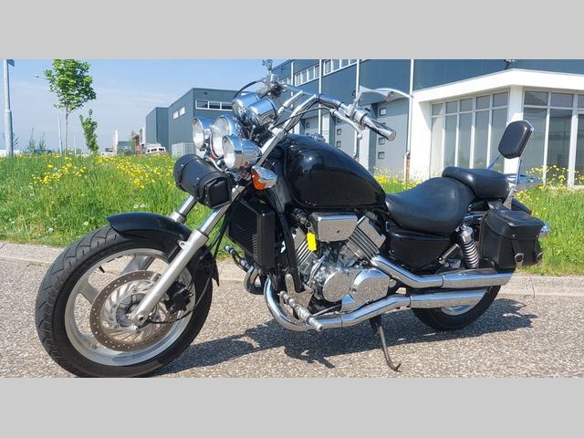 honda - vf-750-c