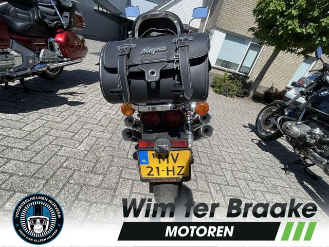 honda - vf-750-c-magna