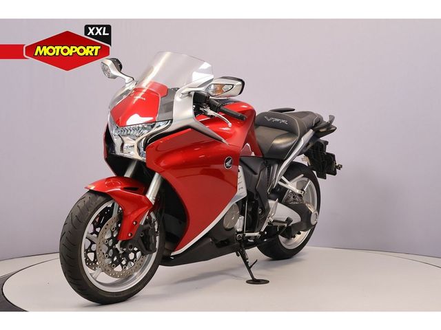 honda - vfr-1200-f