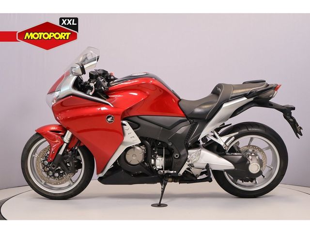 honda - vfr-1200-f