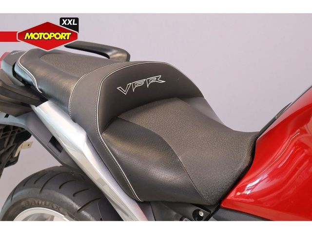 honda - vfr-1200-f