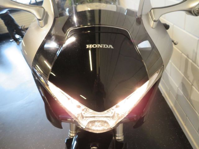 honda - vfr-1200-f