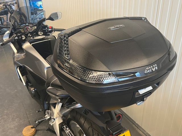 honda - vfr-1200-f