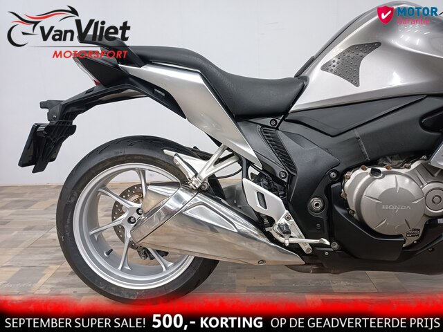 honda - vfr-1200-f