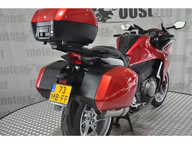 honda - vfr-1200-f