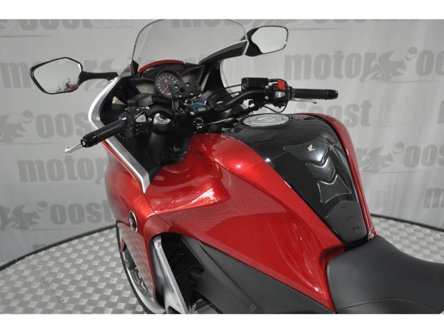 honda - vfr-1200-f