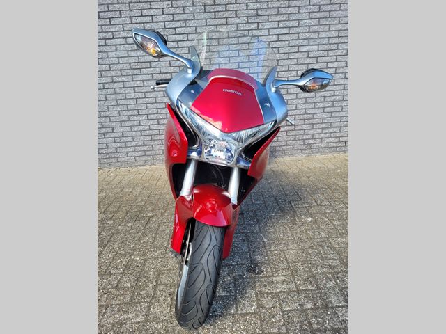 honda - vfr-1200-f