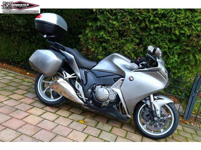 honda - vfr-1200-f-c-abs