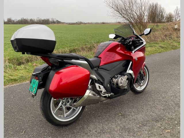 honda - vfr-1200-f-c-abs-dct