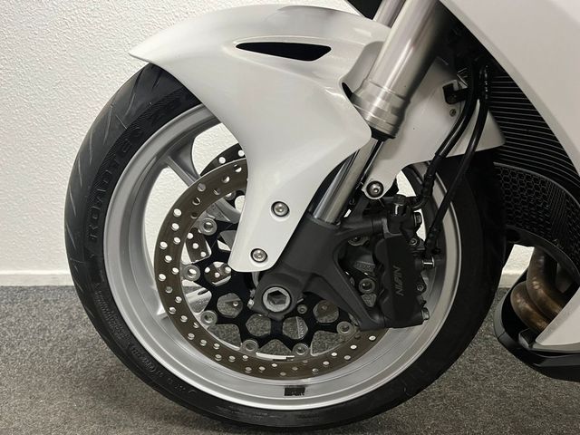 honda - vfr-1200-f-dct-c-abs