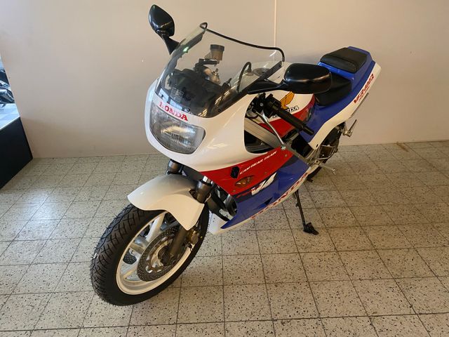 honda - vfr-400-r