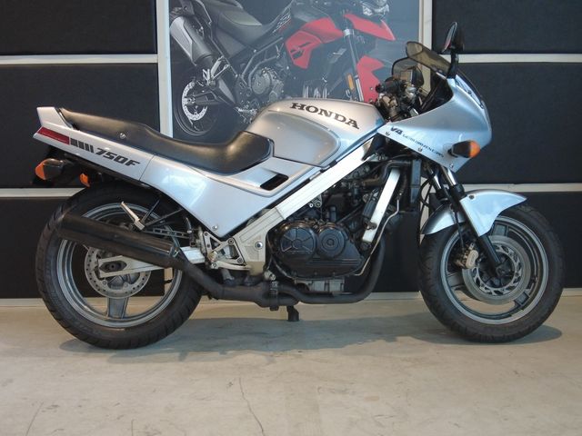 honda - vfr-750-f