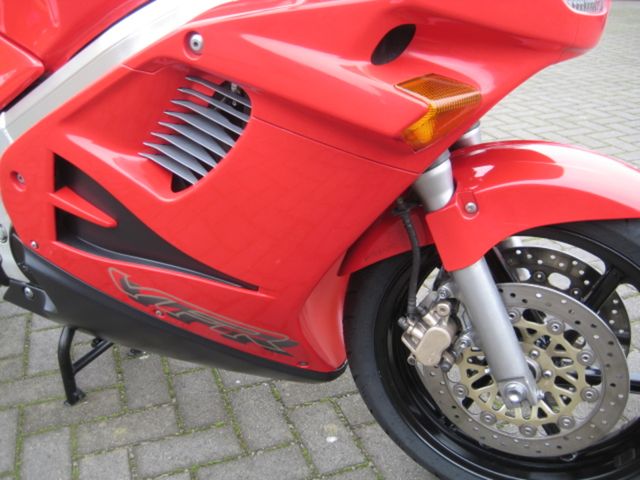 honda - vfr-750-f