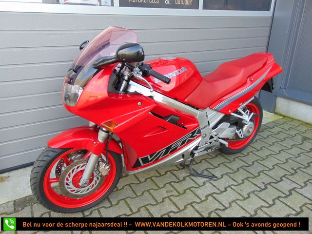 honda - vfr-750-f