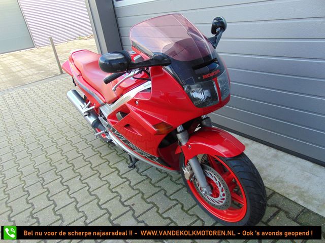 honda - vfr-750-f