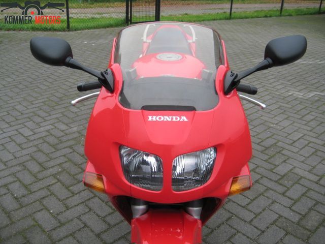 honda - vfr-750-f