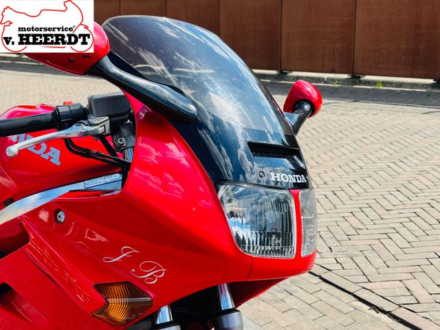 honda - vfr-750-f