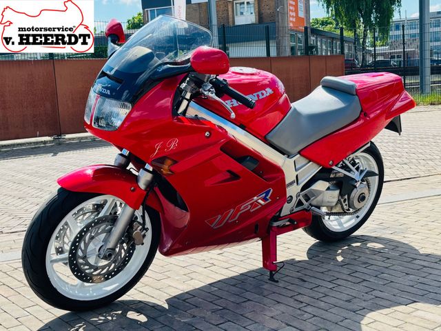 honda - vfr-750-f