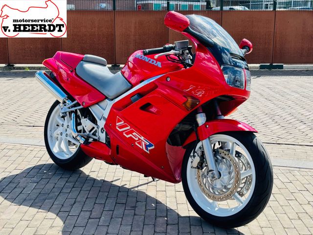 honda - vfr-750-f