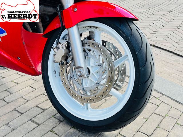 honda - vfr-750-f