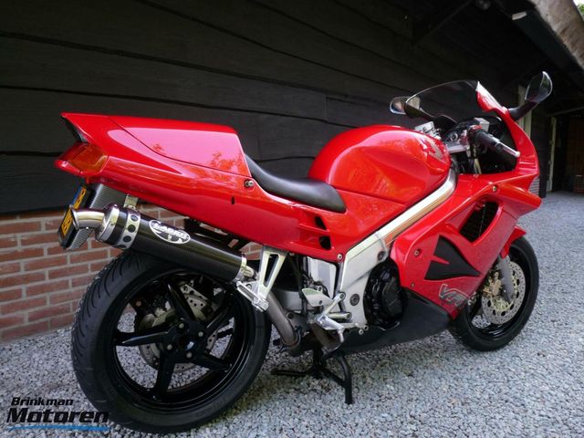 honda - vfr-750-f
