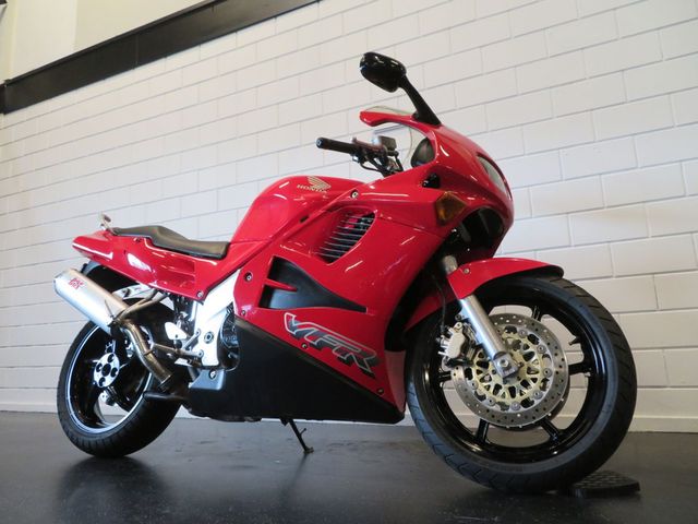 honda - vfr-750-f